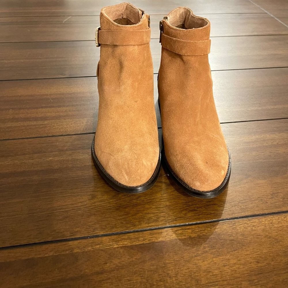 Seychelles Women's Suede Leather Belted Bootie Size 7 - Picture 2 of 9